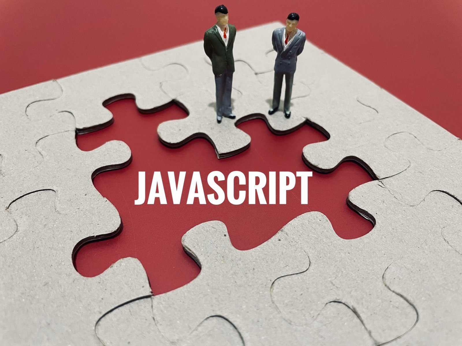Drawing a comparison between Javascript and Typescript 